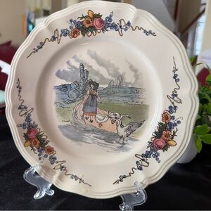 Onernai Plate with Floral and Scenic Design